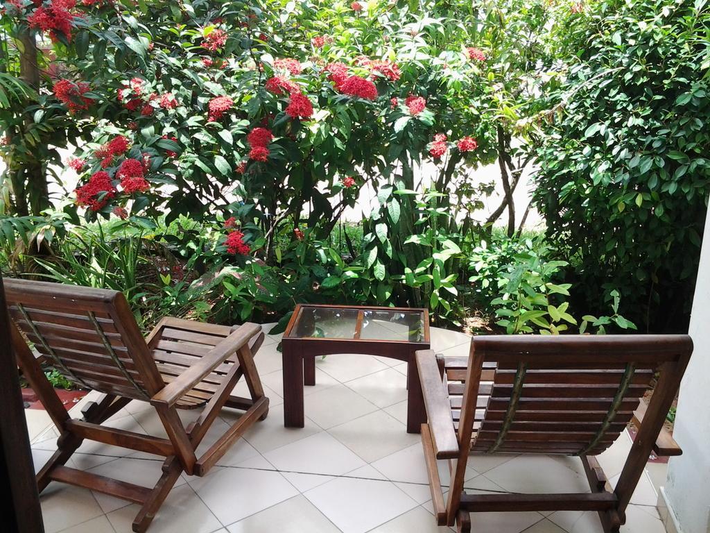 Tandem Guesthouse Hikkaduwa Exterior foto